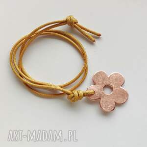 kwiat wisiorek miedź, sznurek, unikalne