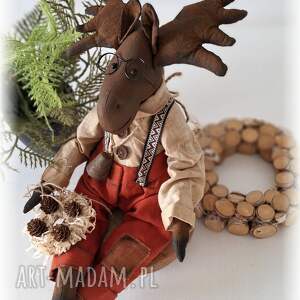 Łoś siedzący handmade z lnu - unikatowa dekoracja wnętrza