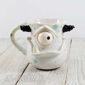 handmade ceramika kubek ceramiczny stworek, potworek