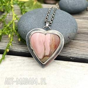 różowe serce i miłość, srebrny wisior różowy opal, prezent na walentynki