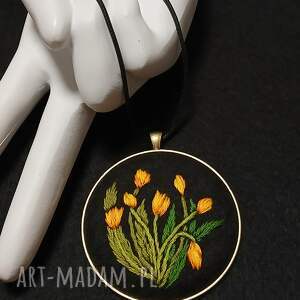 ręcznie haftowany wisior dla luizy - Biżuteria wisiorki