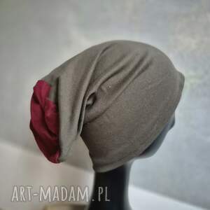 Ruda Klara: czapka khaki i bordo bez podszewki uszyta z dzianiny damsko - męska dobra na codzienne