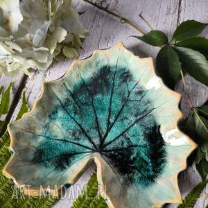 kolorowy listek ceramiczny podstawka ceramiczna talerzyk na bizuterię ceramika