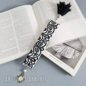 haftowana zakładka do książki styl vintage
