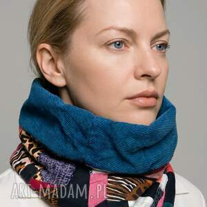 Prezent komin uszyty z różnych tkanin rozmiar uniwersalny, wciągany