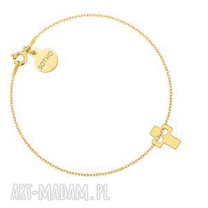 złota bransoletka z krzyżykiem, minimalistyczna, blogerska trendy