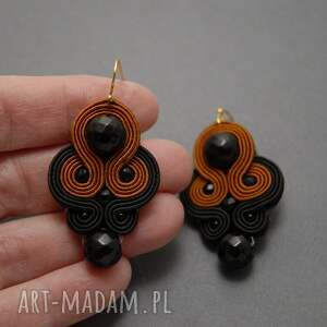 czarno cynamonowe kolczyki sutasz z onyksami, sznurek, eleganckie