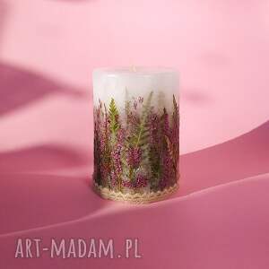 bezzapachowa świeca botaniczna z wrzosem i paprocią prezent na ślub