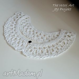 the wool art biały kołnierzyk romantyczny