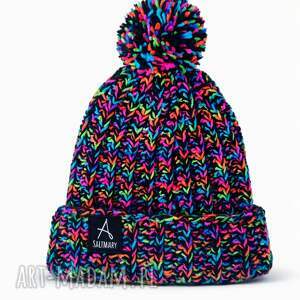 beanie z pomponem robiona na szydełku, czapka jesienna