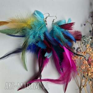 Kolczyki kolorowe pióra leciutkie rękodzieło, kol, fo, da, et, bo