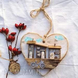 ręcznie robione dekoracje ozdobne serce z domkami no 1