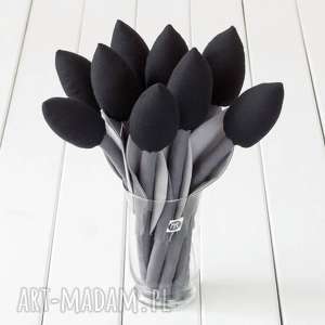 tulipany szaro czarny bawełniany bukiet czarne kwiaty, kwiaty z materiału