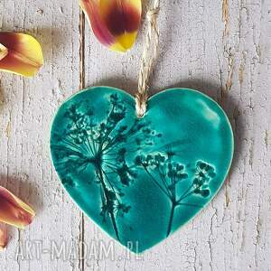 handmade ceramika turkusowe serce z motywem roślin