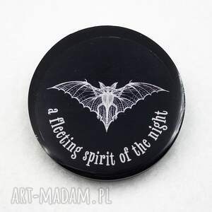 Przypinka gotycka z żywicy z nietoperzem pin print Goth 009