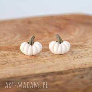 białe dynie - minimalistyczne kolczyki sztyfty na jesień i halloween