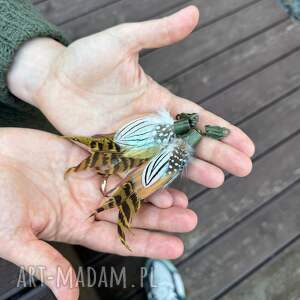 klipsy pióra kolorowe bardzo stylowe zwracają uwagę duże leciutkie cudne