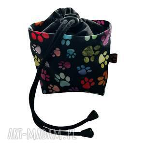 zwierzaki saszetka na przysmaki dla psa łapki, zabawa z psem, spacer psem