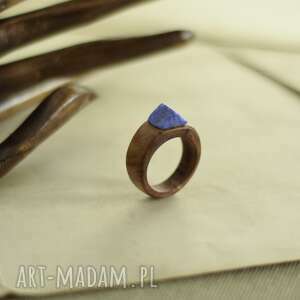 pierścionek z drewna egzotycznego i lapisu lazuli, drewniana biżuteria
