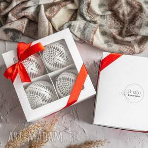 zestaw prezentowy - szydełkowe bombki nr 2 gotowe do wręczenia, prezent