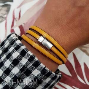 BRANSOLETKA SKÓRZANA MAGNETOOS TRIPLE HONEY