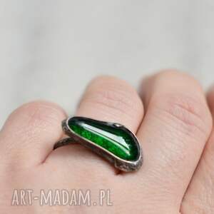 w zieleni - szklany pierścionek regulowanym rozmiarze prezent
