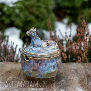 handmade ceramika urokliwa cukiernica z koniem - kremowo - niebieska 320 ml na prezent