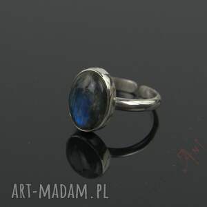 Regulowany pierścionek z labradorytem, srebro