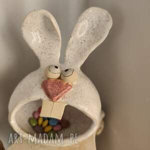 Królik miseczka ceramiczna na Wielkanoc - ręcznie szkliwiona na słodkie jajeczka i cukierki