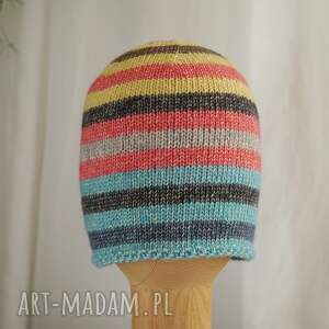 Czapka jesienna w paski handmade - miękka i lekka