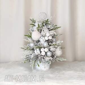 prezent Choinka z szyszek biała, z makoszkami. Dekoracja na Boże