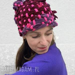 Unikatowa czapka Fuksja ręcznie wytkana na krośnie - ciepła