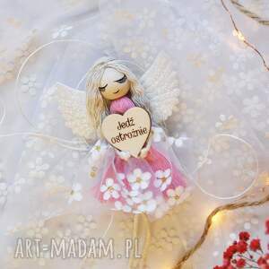 zawieszka do samochodu aniołek - jedź ostrożnie róż auta kierowcy