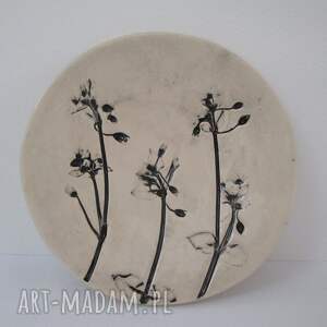 handmade ceramika malutki talerzyk z roślinkami