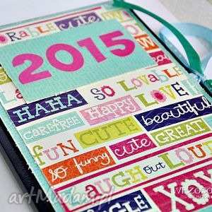 full of colours - kalendarz 2025, 2029, kolory hipis prezent