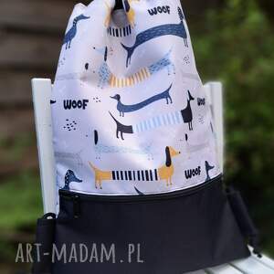plecak w jamniki, nieprzemakalny dla miłośników jamników spacer z pieskiem