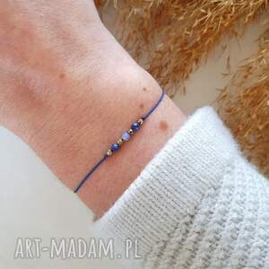 granatowa bransoletka z sodalitem, biżuteria handmade delikatna