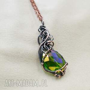 hand-made naszyjniki zielony kryształ - naszyjnik z wisiorem na łańcuszku