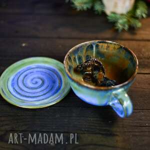ceramiczna filiżanka z figurką konia - niebiesko zielona na prezent