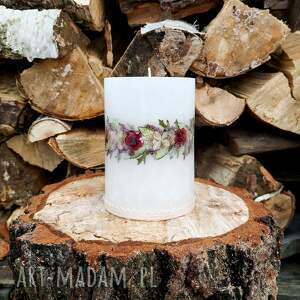 dekoracje ręcznie robiona świeca botaniczna z suszonymi kwiatami werbeny średnia