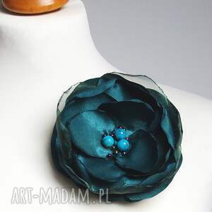 turkusowa elegancka broszka kwiat przypinka do sukienki