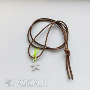 Słodki Pamperek wisiorek - regulowany sznurek handmade Katarzyna Kaminska