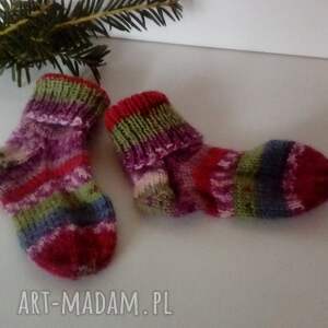 kolorowe skarpetki na drutach buciki, buciki niemowlęce wełny