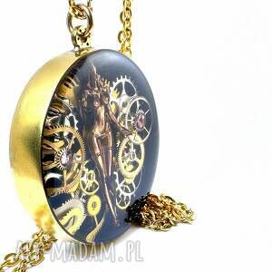 wisior - alien lady, obcy