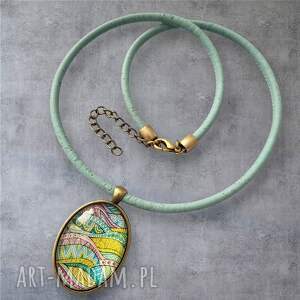 naszyjnik z korka cork cabo medalionem grafiką, kaboszon, korek
