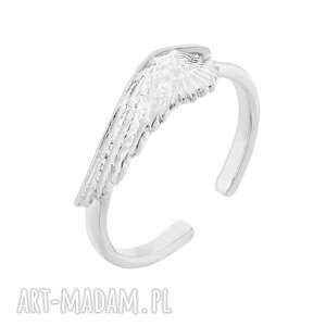 srebrny pierścionek ze skrzydłem, skrzydełko srebro925, elegancki