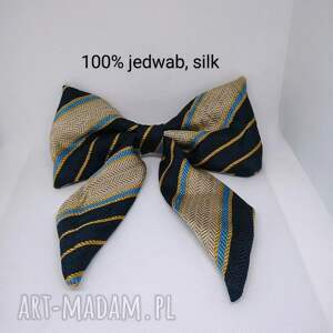 Duża jedwabna kokarda ze wstążką