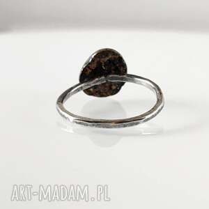 kamyk - srebrny pierścionek z miedzią rozm. 13 (2210 02)