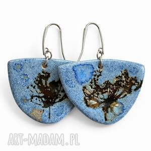Ceramiczne kolczyki handmade z kwiatowym motywem - niebieskie