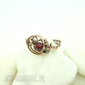 Rubin regulowany pierścionek z miedzi, wire wrapping